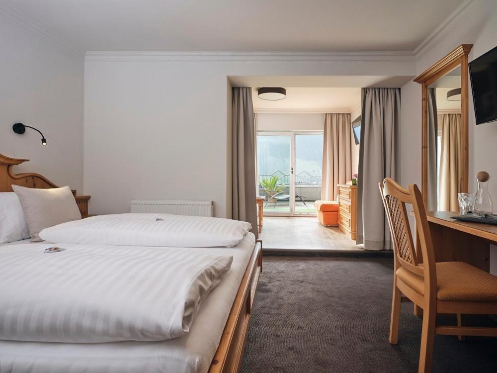 Hotel Garni Pinzgau, Fabian Huettl Neukirchen am Grossvenediger Luaran gambar