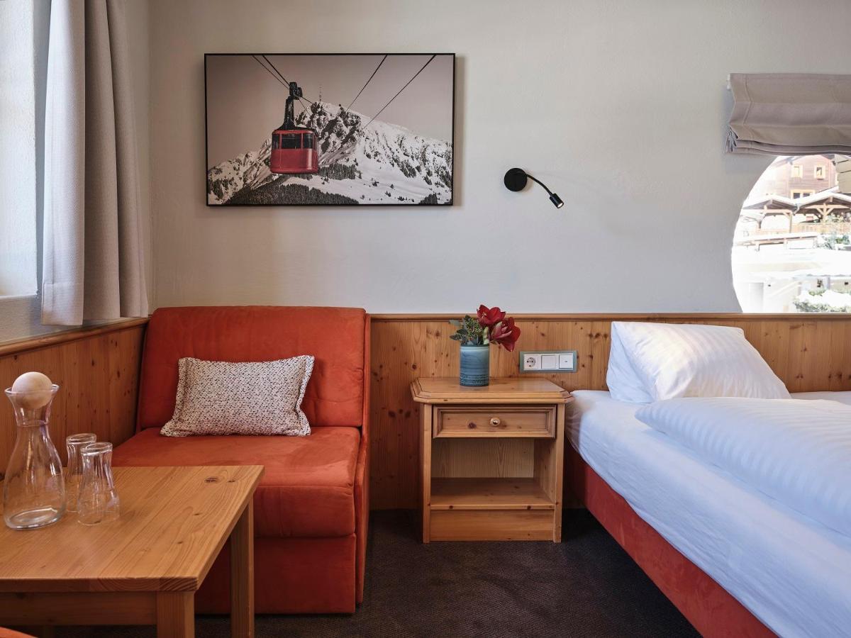 Hotel Garni Pinzgau, Fabian Huettl Neukirchen am Grossvenediger Luaran gambar