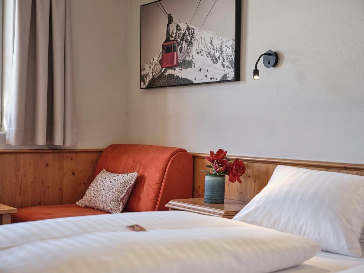 Hotel Garni Pinzgau, Fabian Huettl Neukirchen am Grossvenediger Luaran gambar